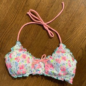 Victoria’s Secret bikini swim top scoop neck